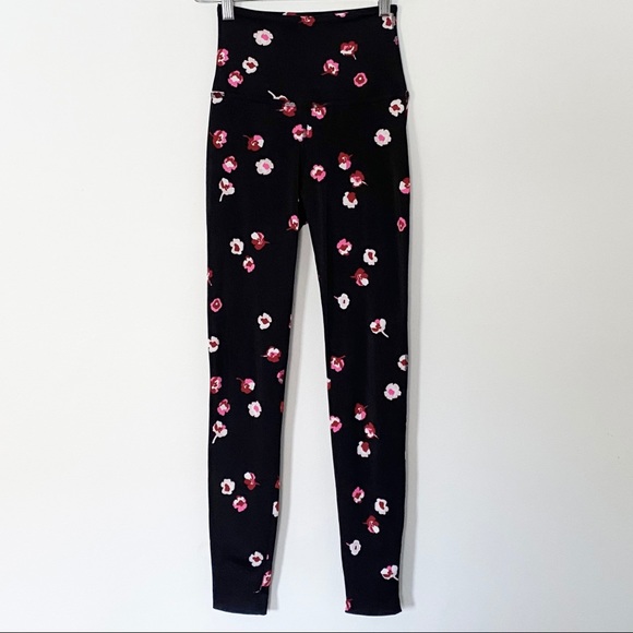 Beyond Yoga x Kate Spade Falling Floral High Waist Bow Detail Leggings - Picture 2 of 11